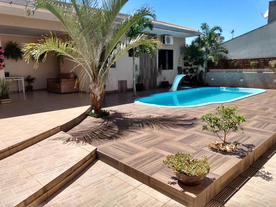 Edicula Com Um Quarto Banheiro E Piscina E Lazer Foz do Iguaçu Esterno foto