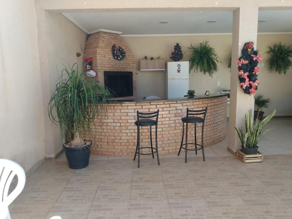 Edicula Com Um Quarto Banheiro E Piscina E Lazer Foz do Iguaçu Esterno foto