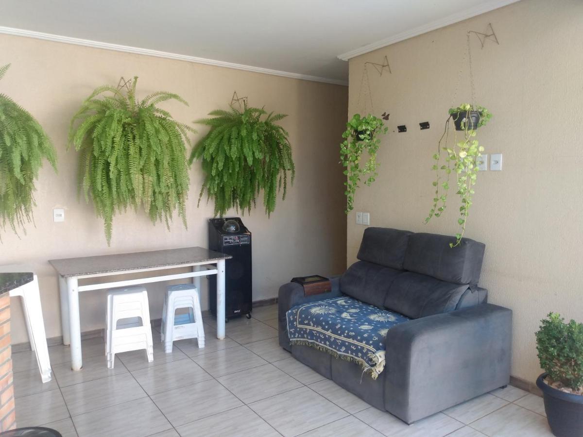 Edicula Com Um Quarto Banheiro E Piscina E Lazer Foz do Iguaçu Esterno foto